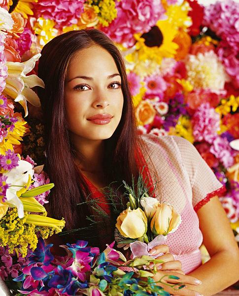 Kristin-Kreuk-144.JPG